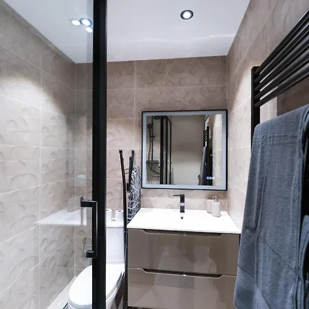 Appartamento Cozy And Air-conditioned In The Heart Of