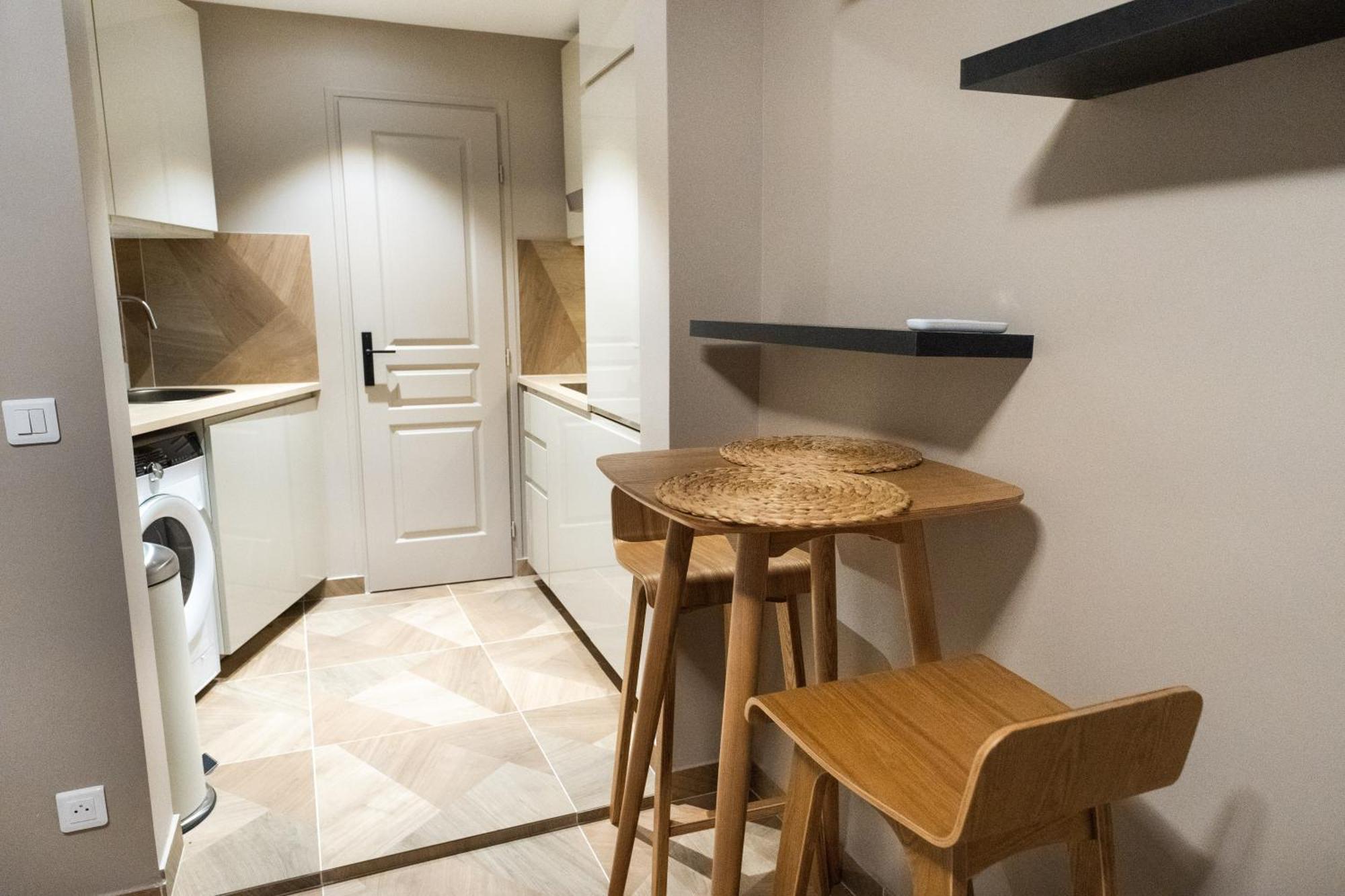 Cozy And Air-conditioned In The Heart Of